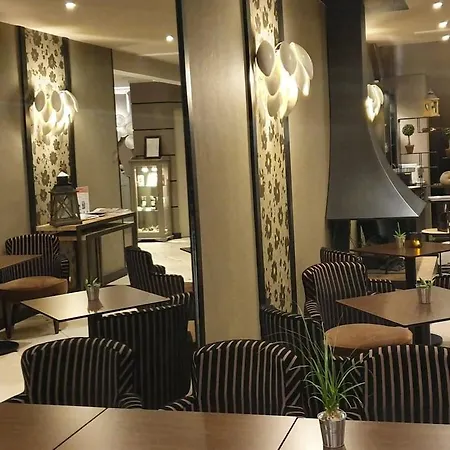 Le Trophee Boutique Spa- La Loggia Hotell Deauville
