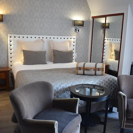 Hotel Le Trophée By M