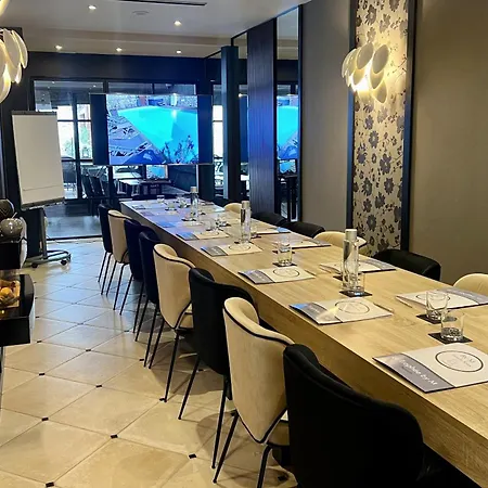 Le Trophee Boutique Spa- La Loggia 3* Deauville