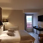 Le Trophee Boutique Spa- La Loggia 3* Ντοβίλ