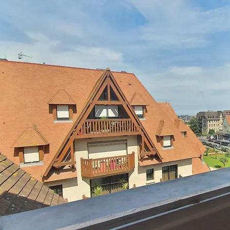 Le Trophée By M Hotel