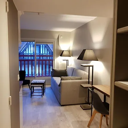 Le Trophee Boutique Spa- La Loggia 3* 도빌