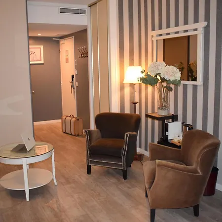 Le Trophee Boutique Spa- La Loggia 호텔 도빌