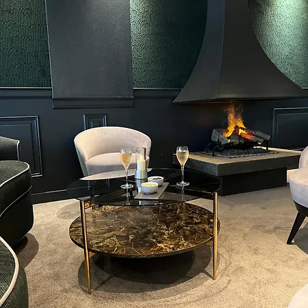 Le Trophee Boutique Spa- La Loggia 호텔