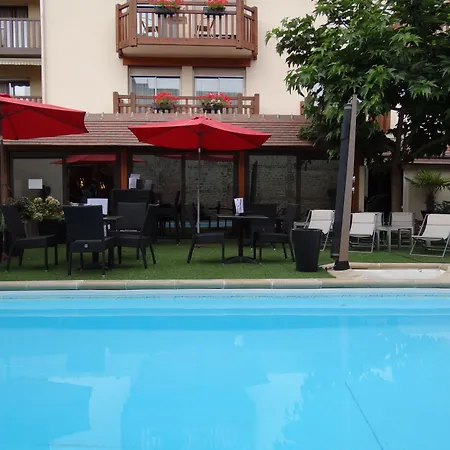 ホテル Le Trophee Boutique Spa- La Loggia ドーヴィル