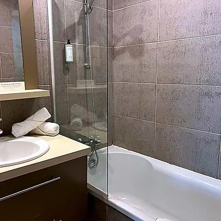 Le Trophee Boutique Spa- La Loggia Hotel