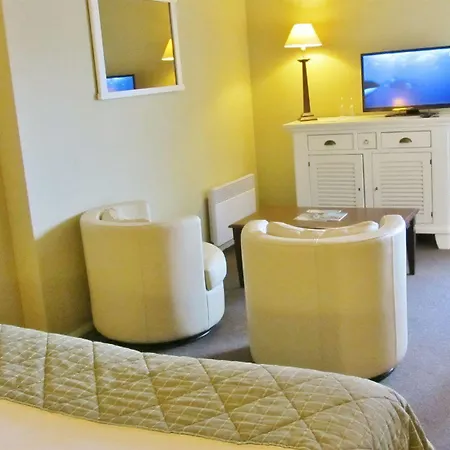 Le Trophee Boutique Spa- La Loggia 3* Deauville