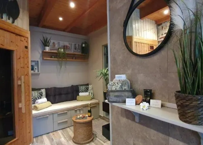 Le Trophee Boutique Spa- La Loggia ホテル 3*