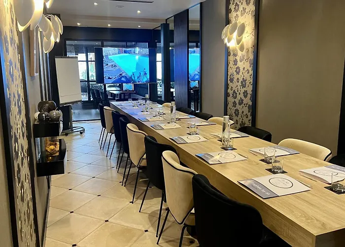 Le Trophee Boutique Spa- La Loggia 3* ドーヴィル